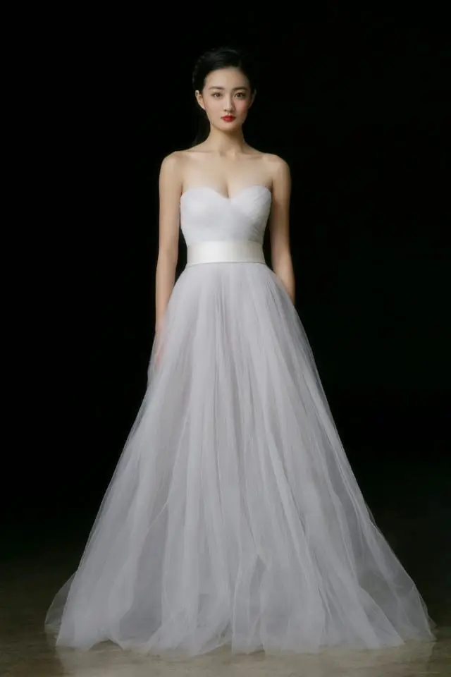 A-line Tulle Simple White Wedding Dress