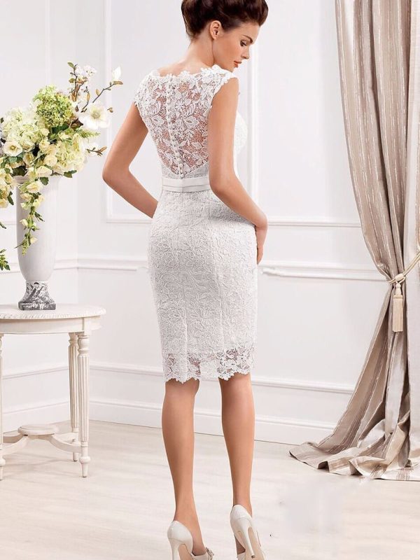 Elegant Cap Sleeve Lace Appliques Button Short Wedding Dress