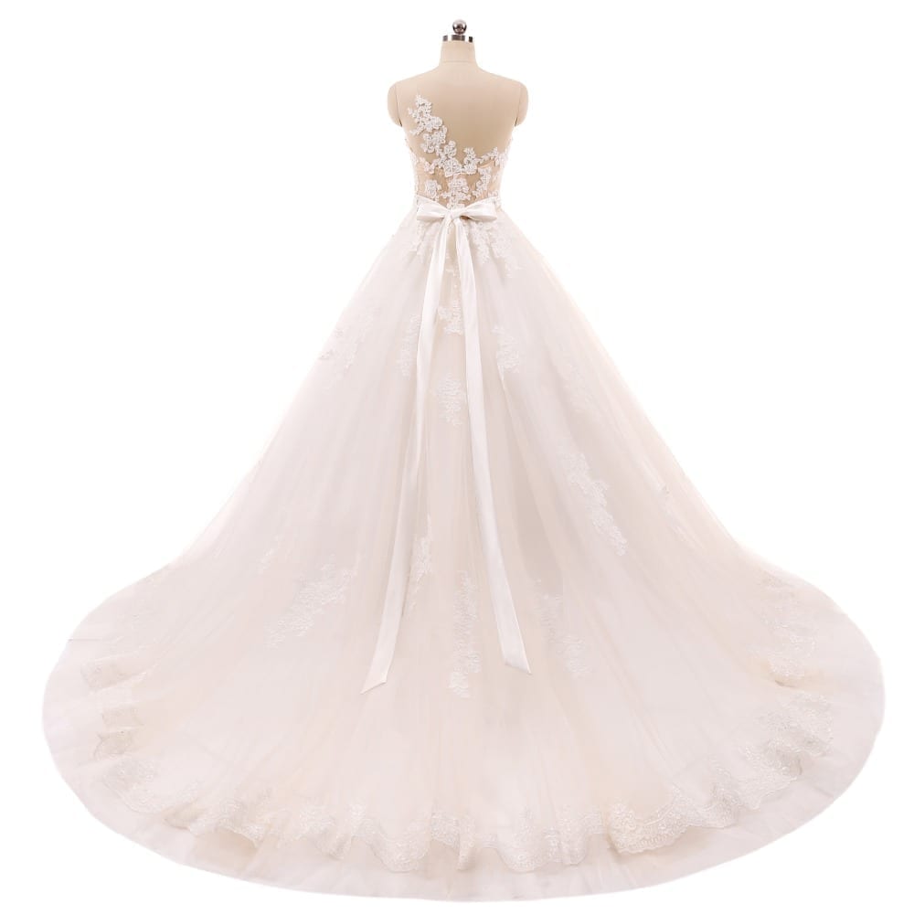 Vintage Lace Appliques Long Wedding Dress