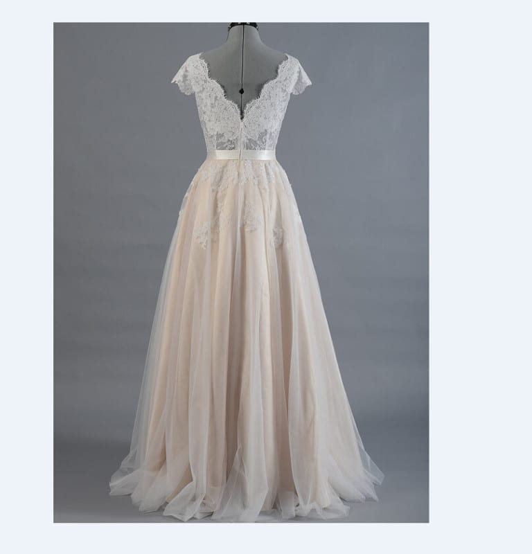 A-line Cap Sleeve V-back Lace Tulle Wedding Dress