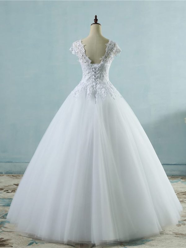 Tulle A-line Sweetheart Cap Sleeves Appliques Wedding Dress