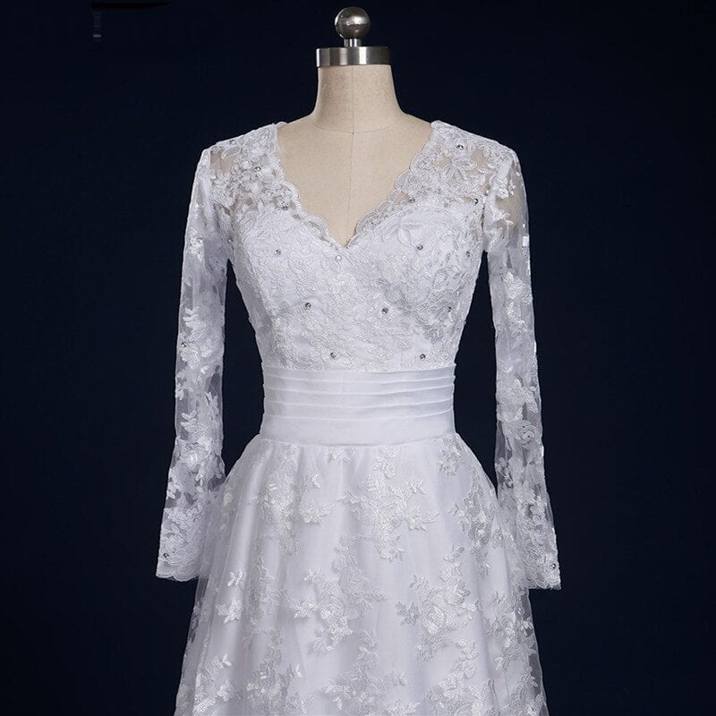 Elegant White Long Sleeve Lace Wedding Dress