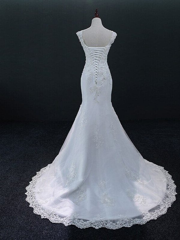 White Sleeveless Lace Mermaid Wedding Dress