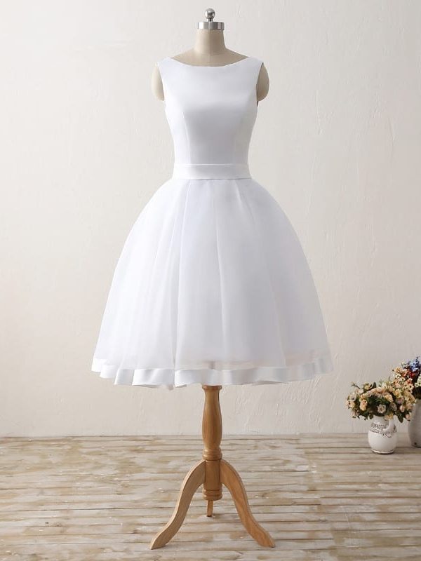 White Knee-length Sleeveless Scoop Neck Bow Back Short Wedding Dress