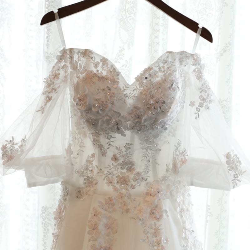 Boho Vintage Lace A-Line Wedding Dress | Uniqistic.com