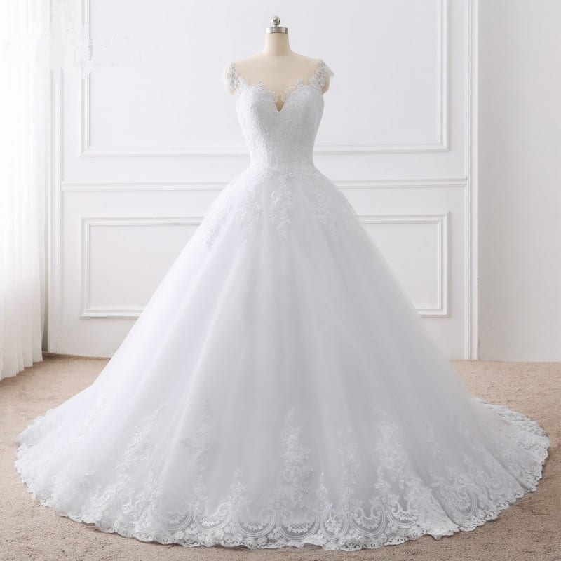 Lace Appliques Princess Luxury Cathedral Train Ball Gown Wedding Dress