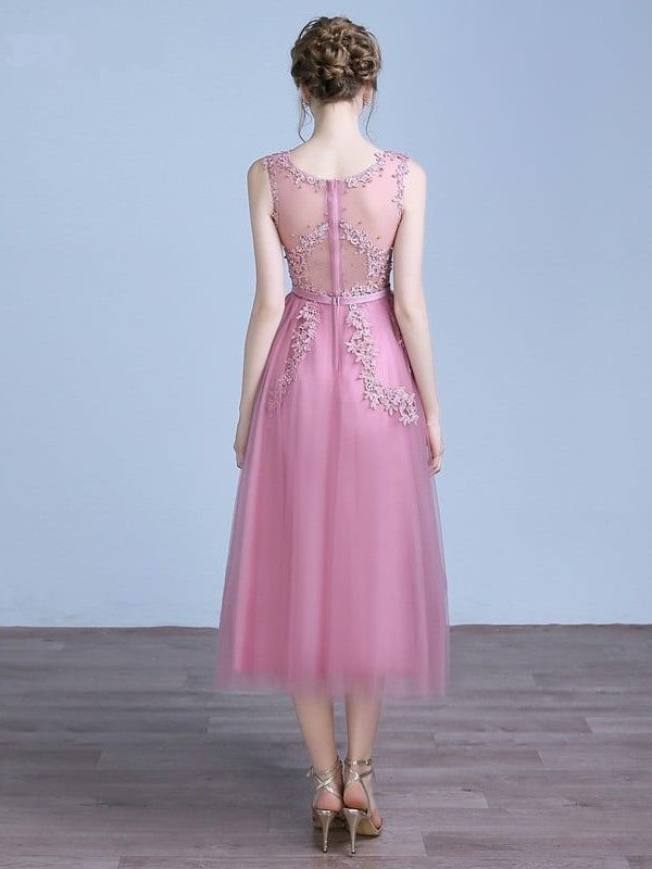 Tulle Lace Appliques Zipper Back A-line Pearls Beading Short Bridesmaid Dress