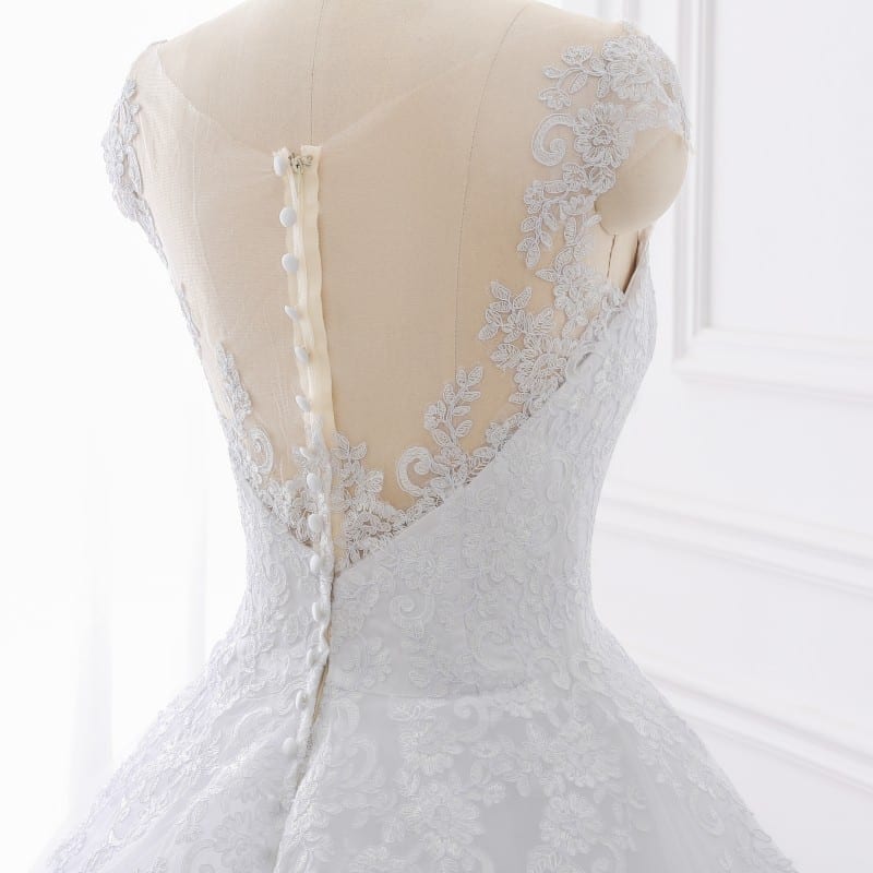 Lace Appliques Princess Luxury Cathedral Train Ball Gown Wedding Dress