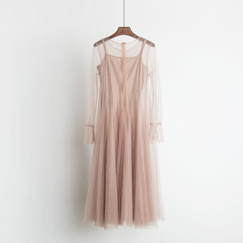 Solid Color Gauze Lace Pleated Twin Set Dress | Uniqistic.com