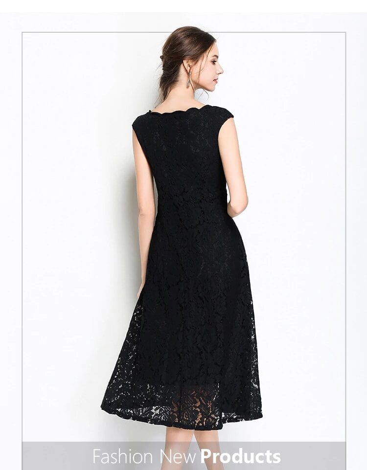 Elegant White Black Sleeveless A-Line Knee Length Dress in Dresses