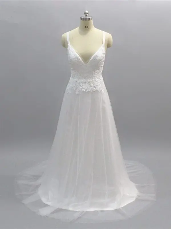 Elegant Backless A Line Lace Tulle Beach Wedding Dress