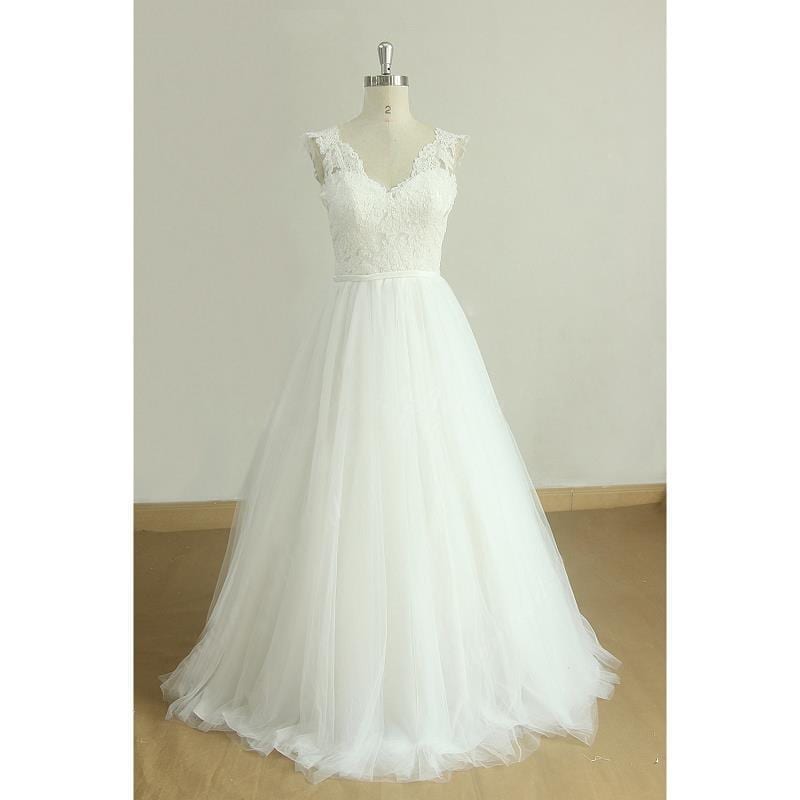 White Tulle Appliques V-neck Cap Sleeves A-line Floor-length Wedding Dress