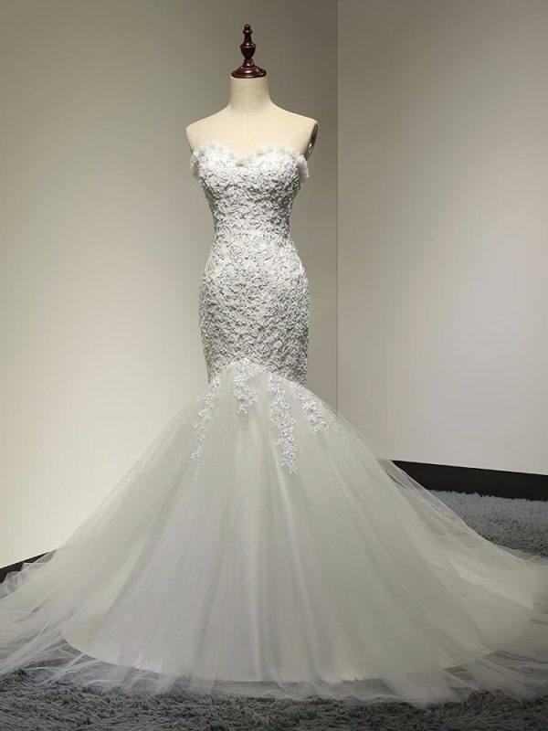 Sweetheart Beaded Lace Tulle Mermaid Wedding Dress