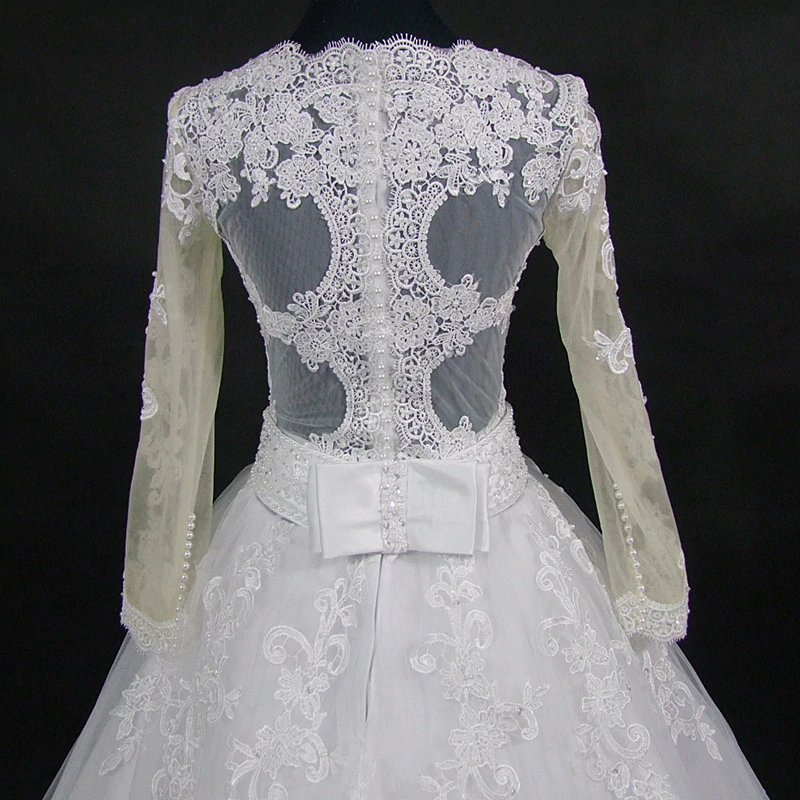 Beading Appliques Lace Pearls Amazing Back Train Wedding Dress
