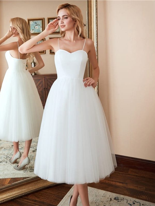 White Backless A-Line Short Beach Wedding Dress in Wedding dresses