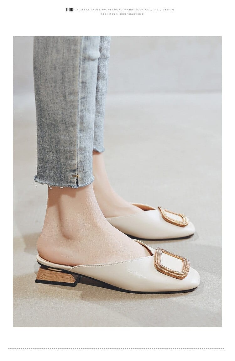 Low heel casual shoes