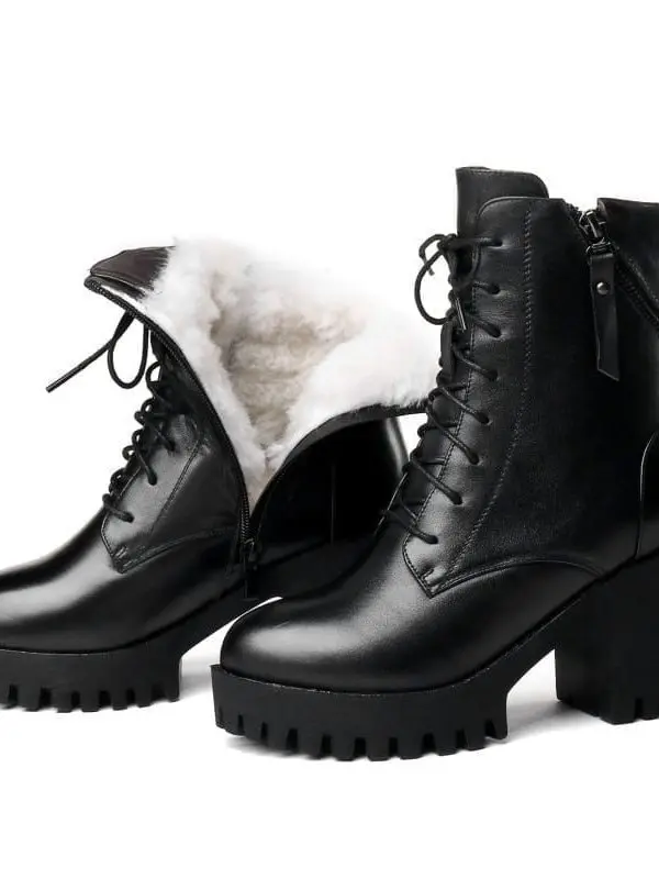Women bare natural wool warm leather boots