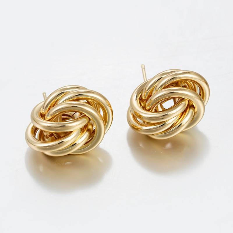Elegant Simple Gold Alloy Drop Earrings in Earrings