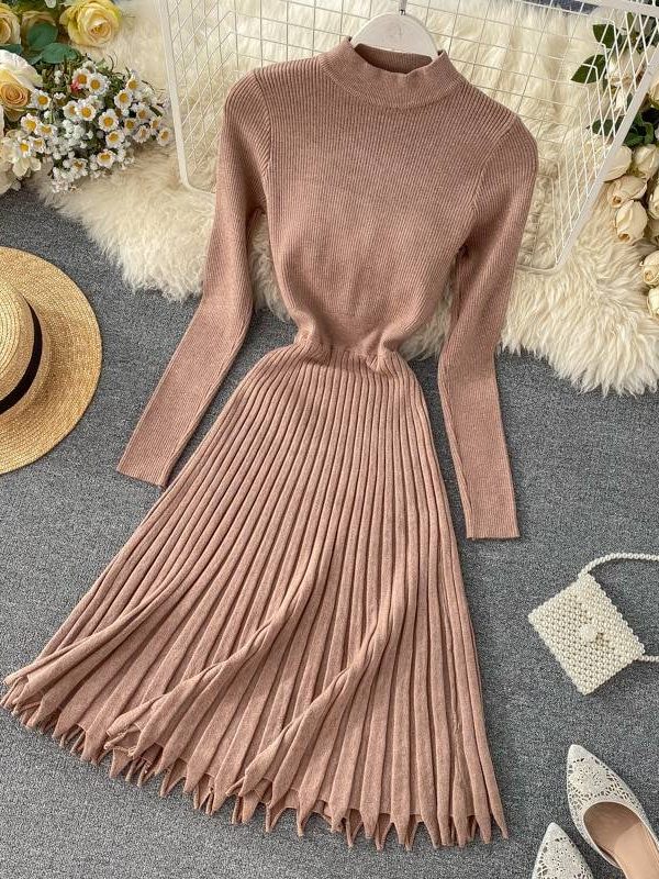 Vintage A-Line Pleated Knitted Sweater Midi Dress in Dresses