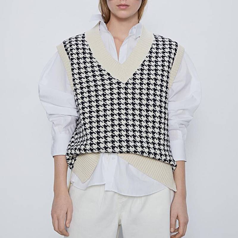 Oversized  V Neck Sleeveless Houndstooth Loose Knitted Waistcoat in Sweaters