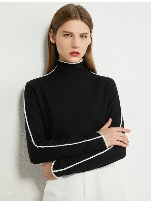 Elegant minimalism spliced turtleneck sweater