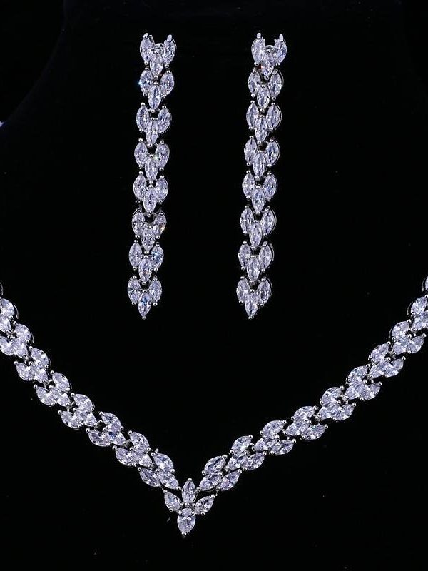 Elegant Cubic Zirconia Gold Color Necklace Earring Wedding Jewelry Set in Wedding Accessories