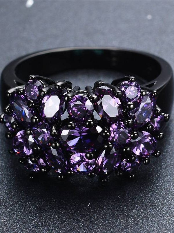 Vintage Black Gold Small Oval Purple Crystal Zircon Star Flower Ring in Rings