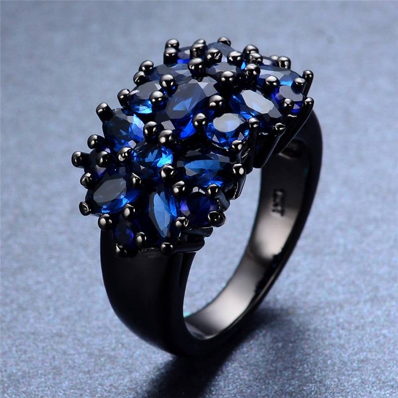 Vintage Black Gold Small Oval Purple Crystal Zircon Star Flower Ring in Rings
