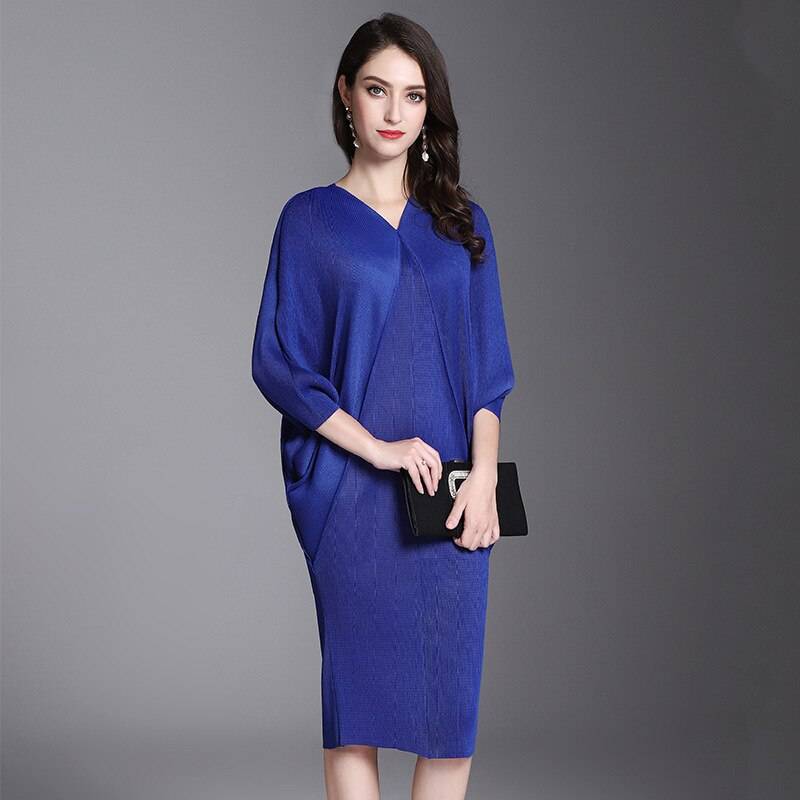 V collar bawting sleeve pleated loose dress