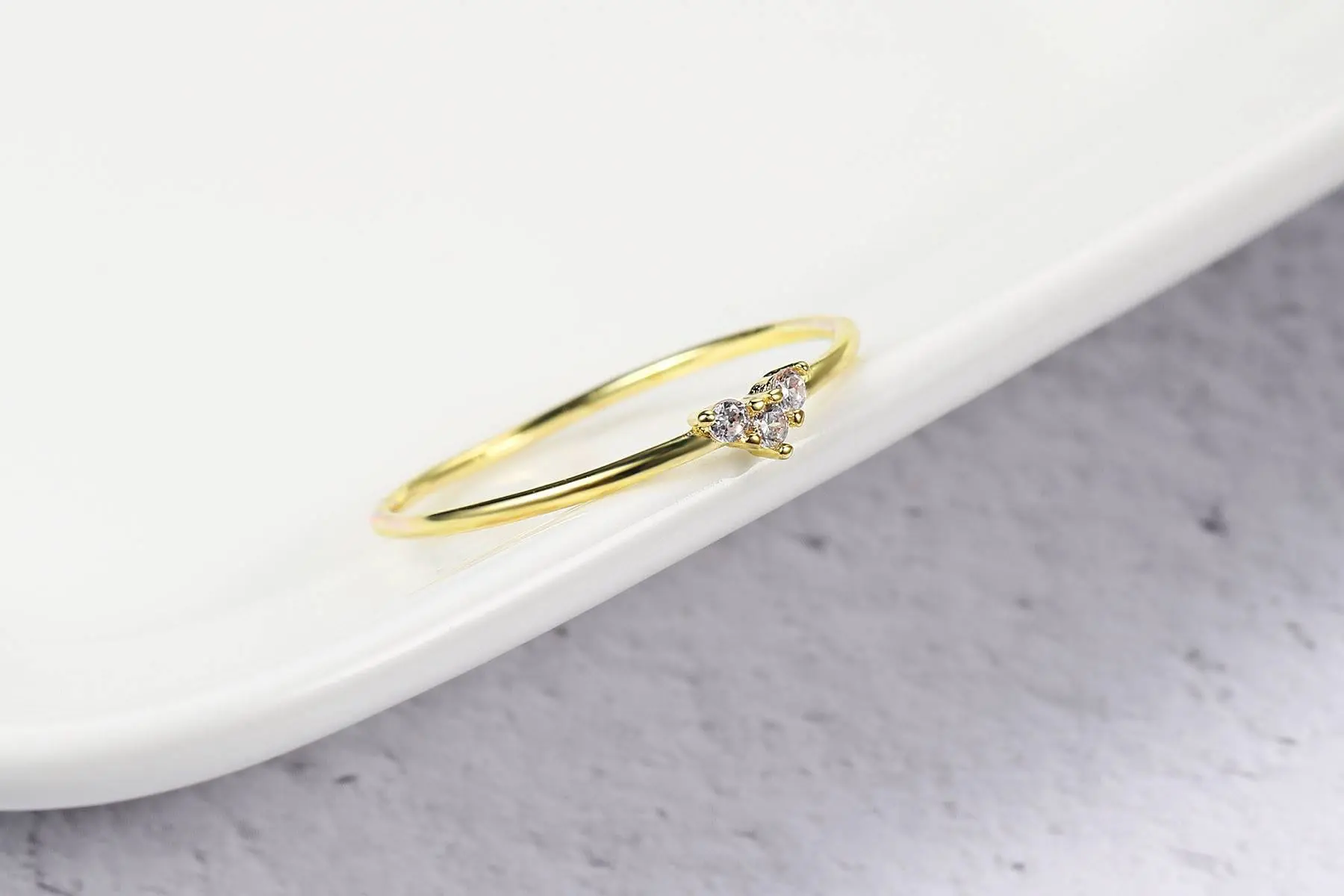 Little heart shaped gold color zircon ring