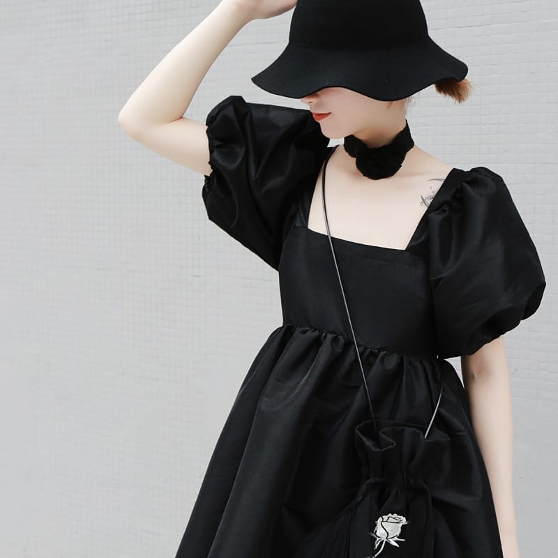 Square Collar Short Sleeve Loose Black Dress in Dresses