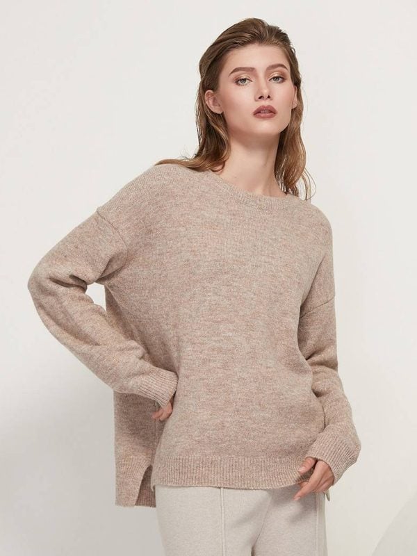 O neck batwing long sleeve loose soft wool knitted pullover sweater