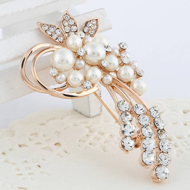 Vintage gold brooch pins crystals pearl flower brooch wedding accessories