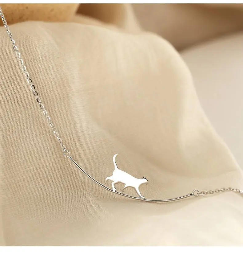 Silver Cute Walking Cat Clavicle Chain Necklace in Necklaces