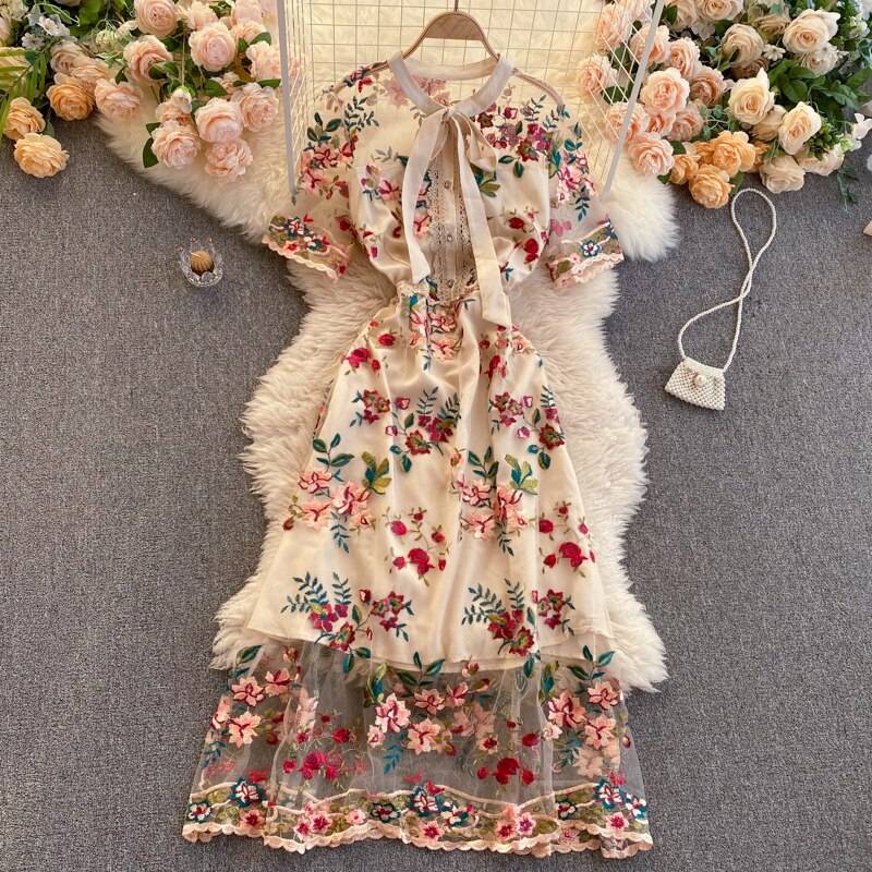 Elegant Bow Round Neck Short Sleeve Embroidery Flower A-Line Dress in Dresses