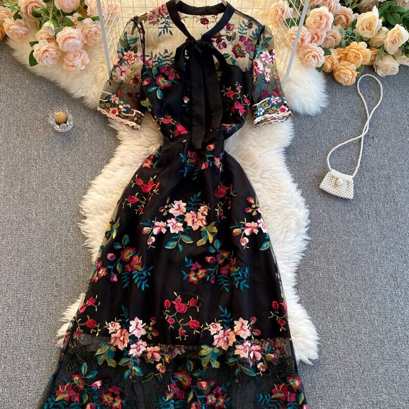 Elegant Bow Round Neck Short Sleeve Embroidery Flower A-Line Dress ...