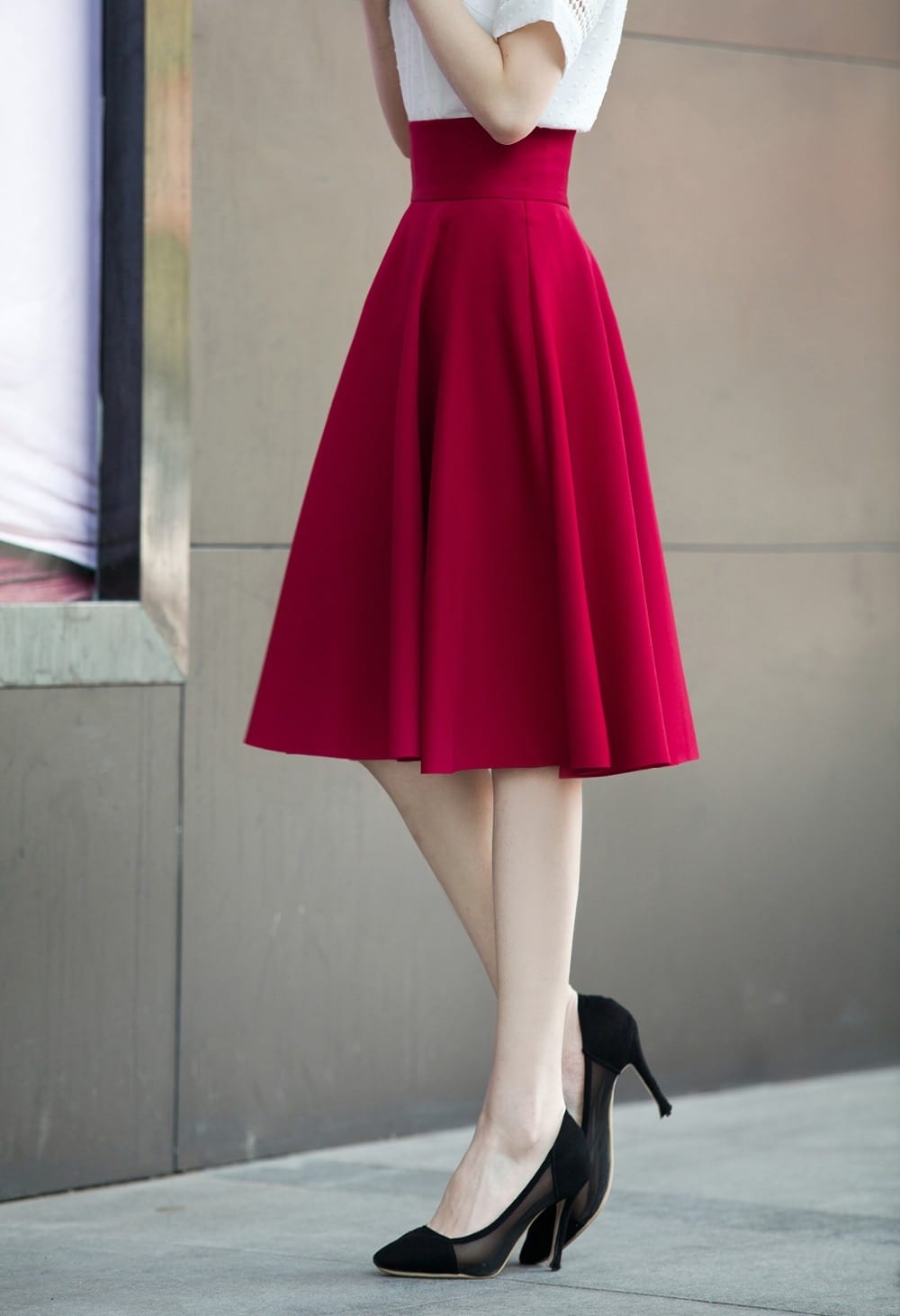 High Waisted Knee Length Bottoms Pleated Skirt in Skirts
