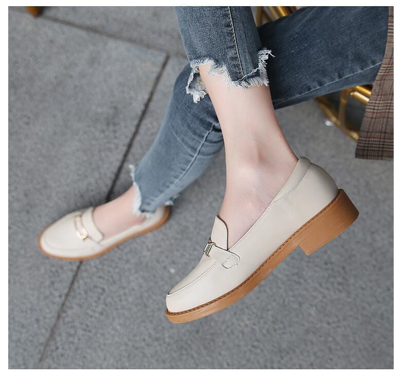 Retro loaferflate small leather light-mouthed shoes in Flats
