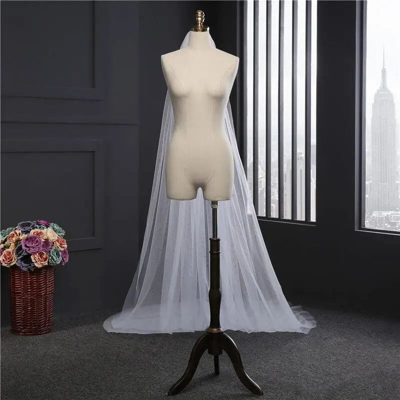 Elegant 3 Meters 2 Layer White Ivory Bridal Veil With Comb in Wedding Veils