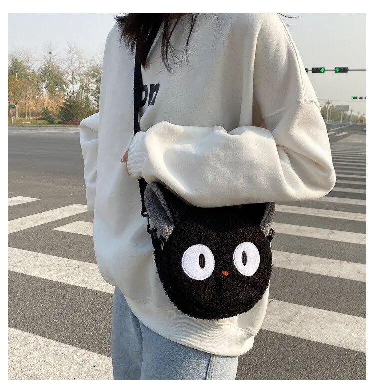 Japanese Style Kawaii  Cartoon Plush Shoulder Bag in Creative Bags