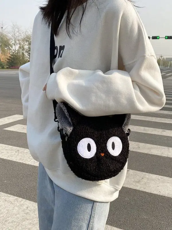 Japanese Style Kawaii  Cartoon Plush Shoulder Bag in Creative Bags