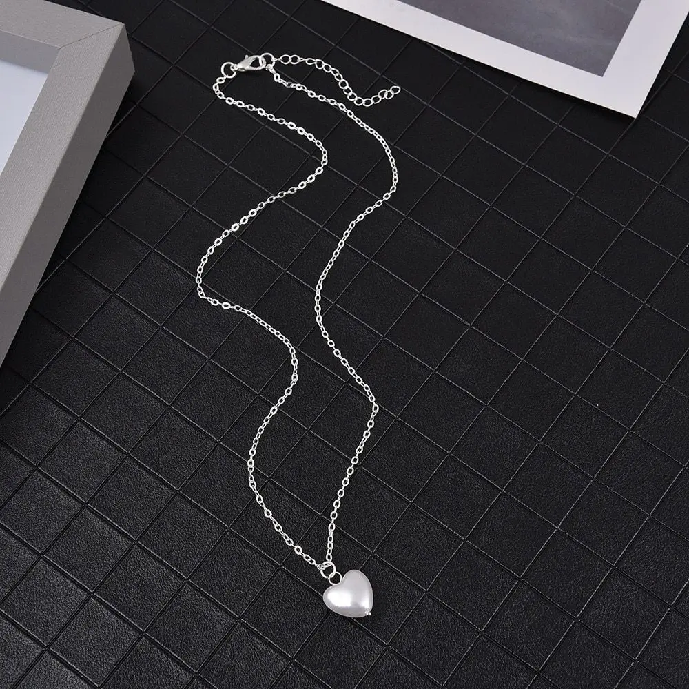 Beads Neck Chain Pearl Choker Necklace in Necklaces