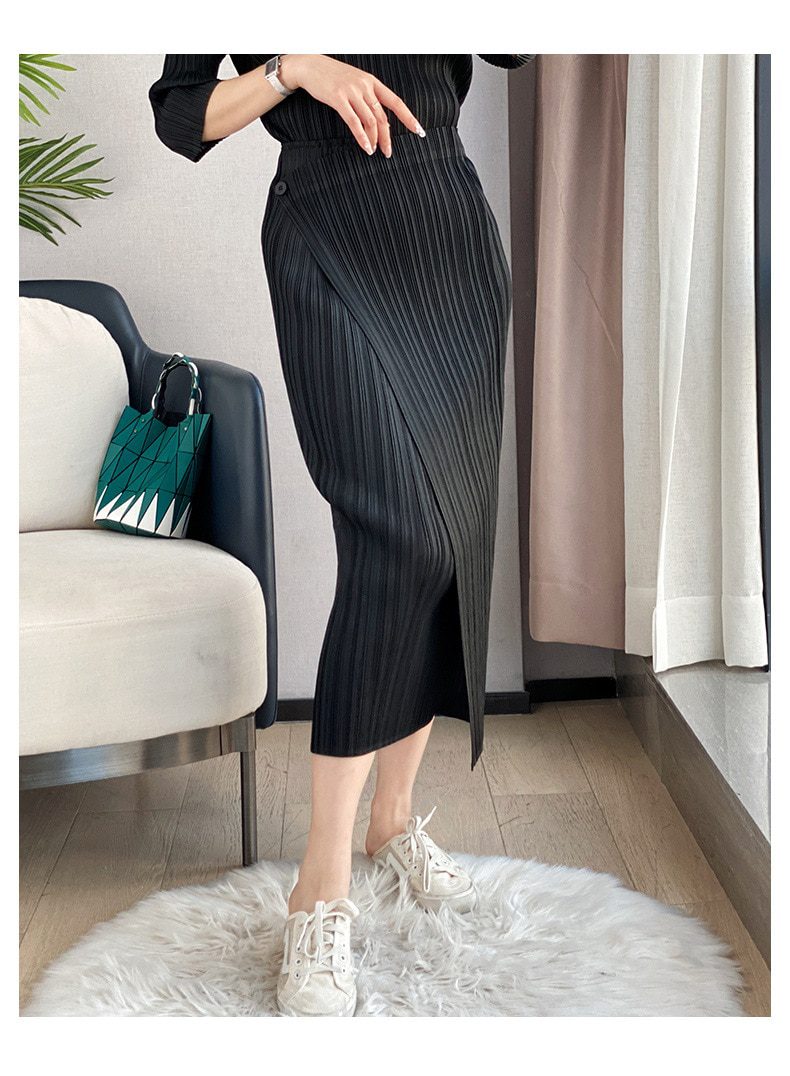 Elegant Long Skirt in Skirts