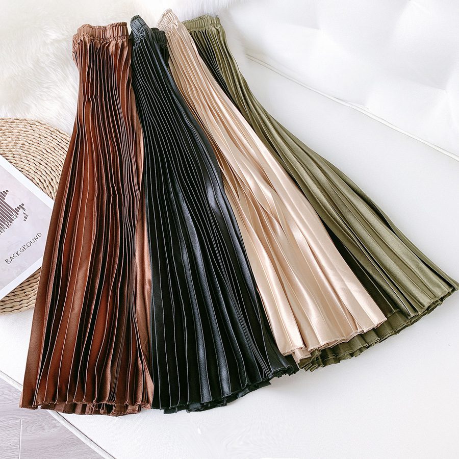 High Waist Satin Metallic Pleated Skirt | Uniqistic.com