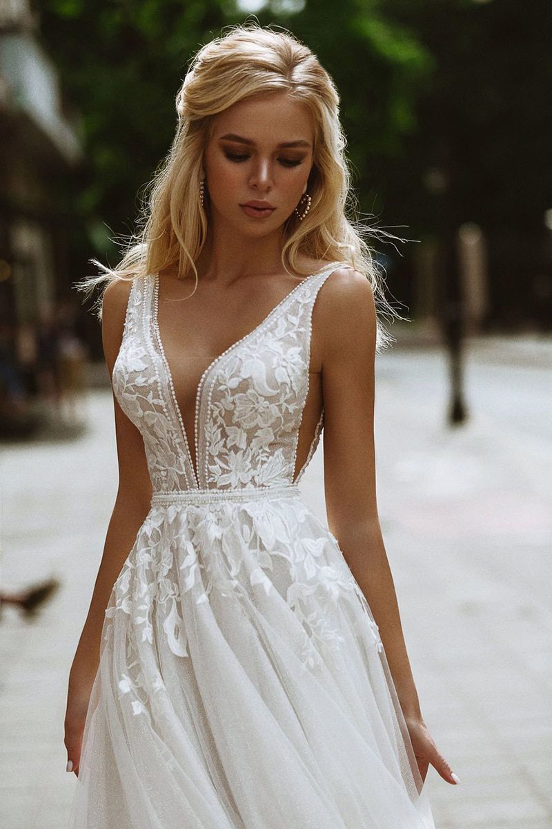 Deep V-Neck Appliques Lace Pearls Buttons Back A-Line Tulle Boho Beach Wedding Dress in Wedding dresses