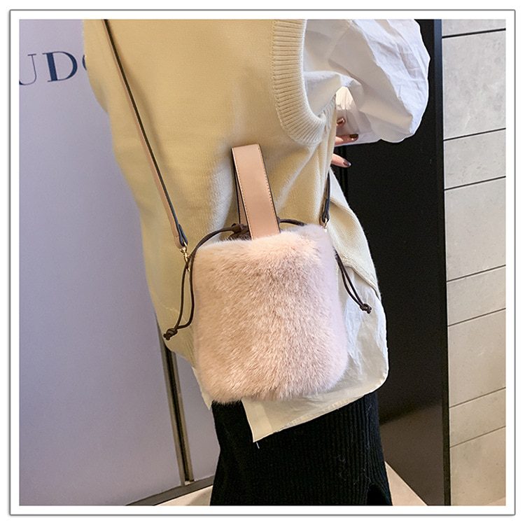 Fur Shoulder Crossbody Hand Bag - Creative Bags - Uniqistic.com