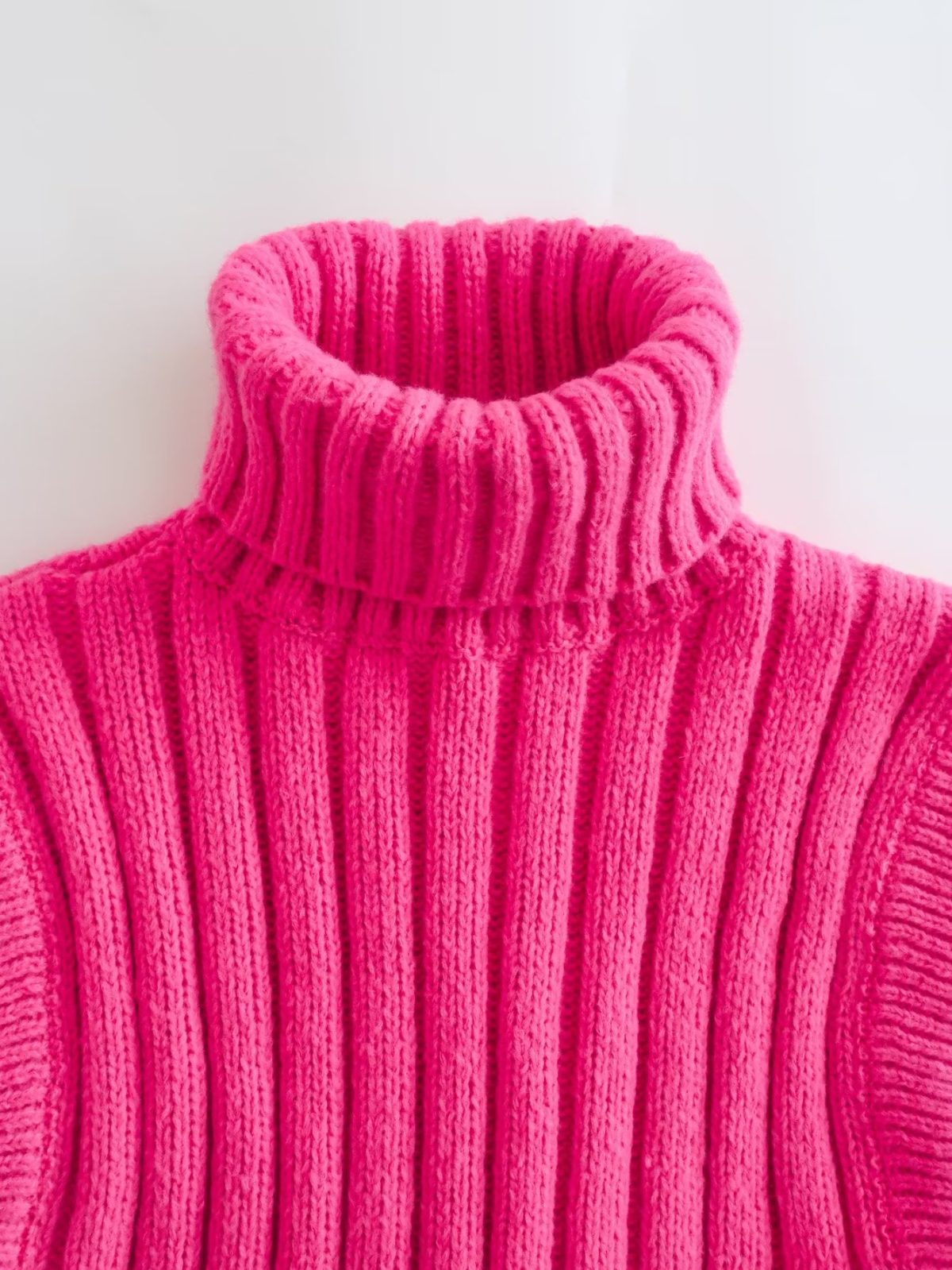 Bright Turtleneck Curling Thick Thread Knitted Sunken Stripe Vest in Sweaters