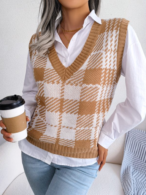 Casual Color Contrast Check Knitted Vest in Sweaters