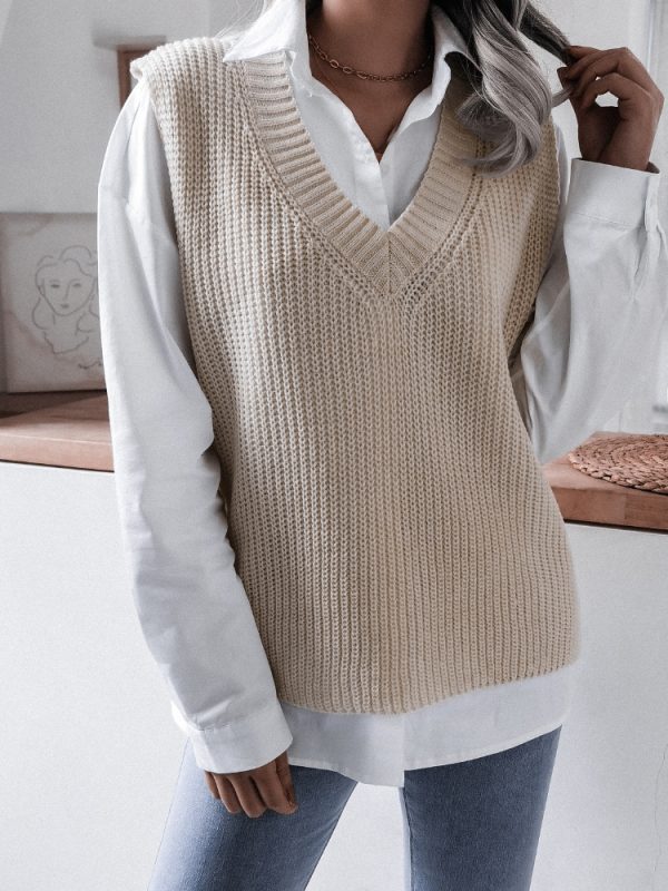 V-neck Casual Loose Knitted Sweater Vest in Sweaters