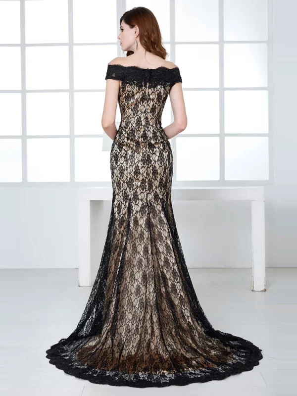 Boat Neck Lace Floor Length Mother Of The Bride Black Dress in Mother of the Bride Dresses